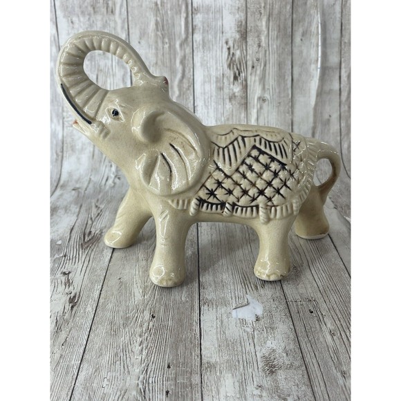7” Elephant w/ Tusk Up Ceramic Statue Made in Brazil Figurine White - Picture 2 of 11
